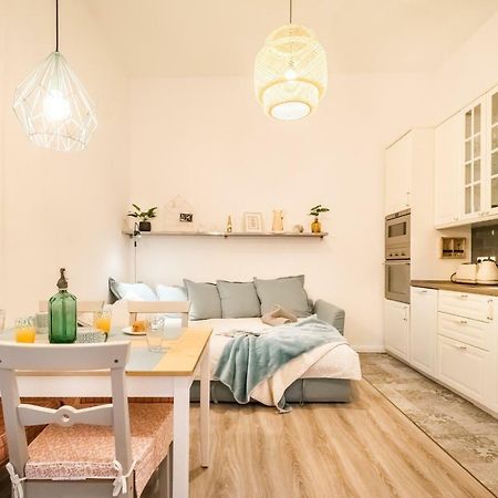 St Stephen Boulevard Apartment Next To Danube Budapest Exteriör bild