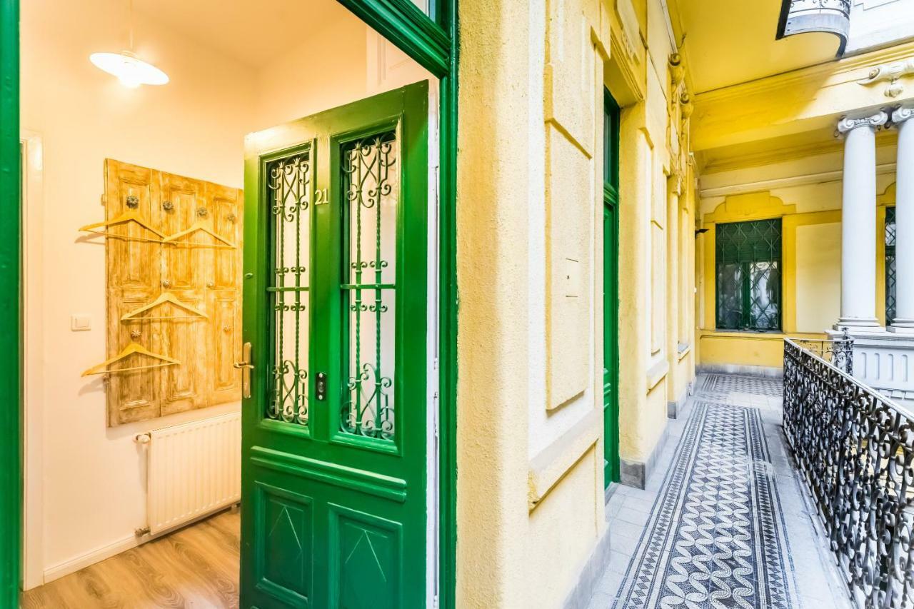 St Stephen Boulevard Apartment Next To Danube Budapest Exteriör bild